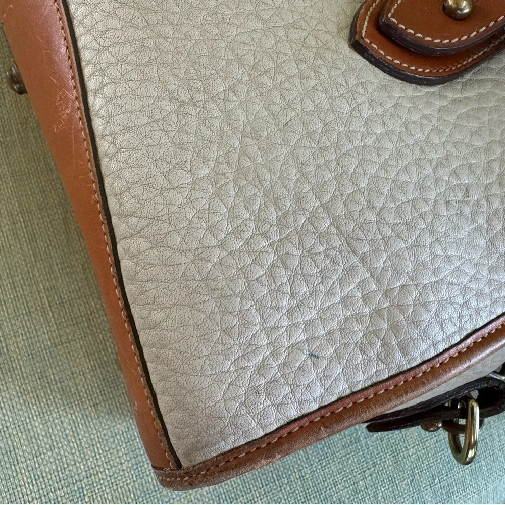 Dooney & Bourne Vintage Zipper Satchel in British Tan and Bone - Picture 12 of 14